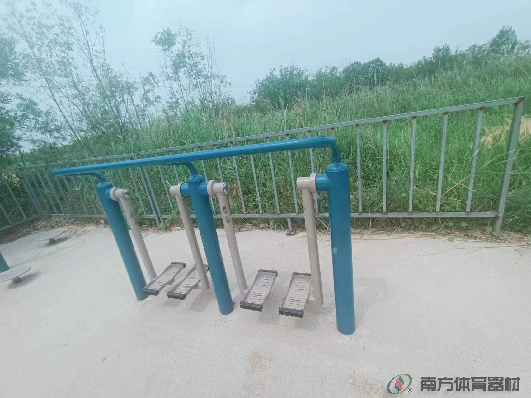 双人太空漫步机